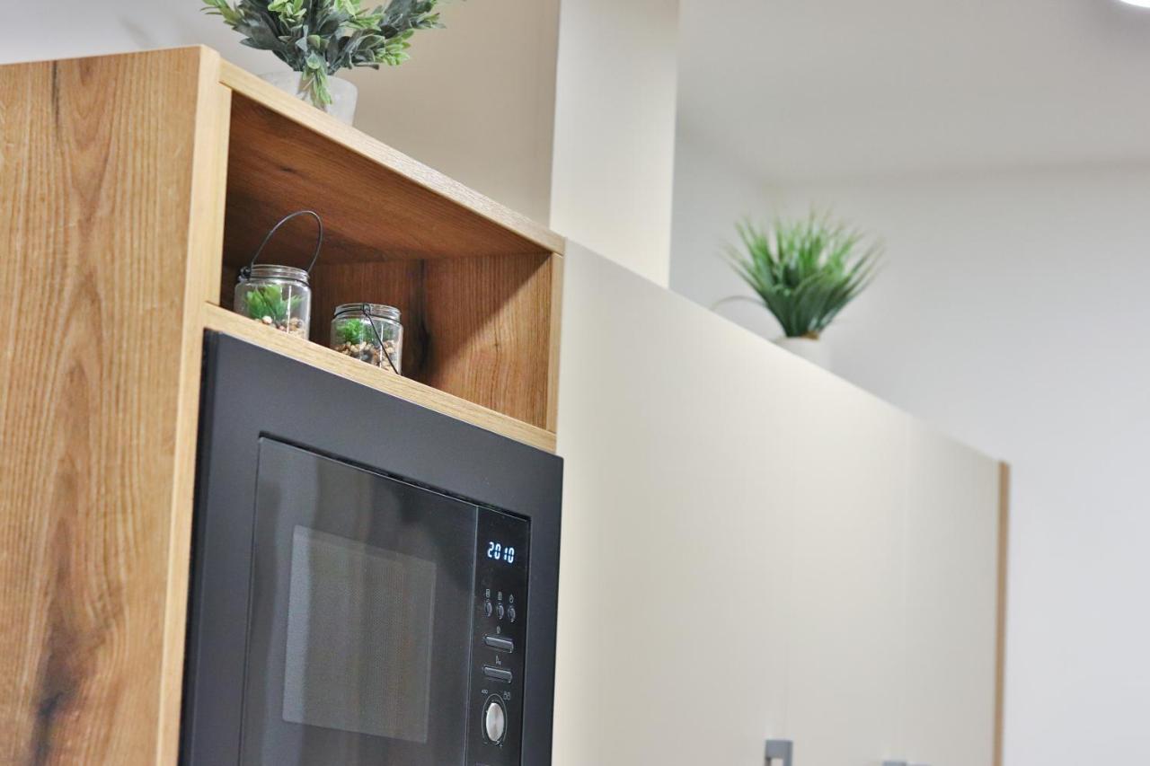 Apartments Seventy Seven ครานสกา โกรา ภายนอก รูปภาพ